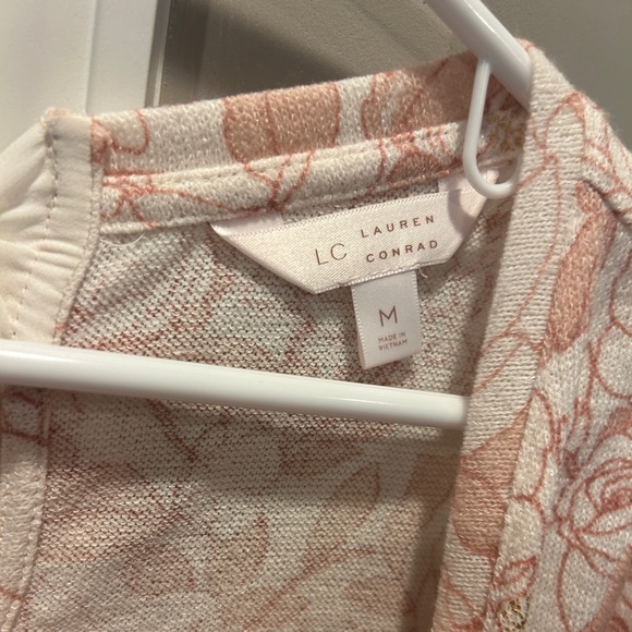 LC Lauren Conrad Floral Lace Tie Back Top Medium - Picture 3 of 12